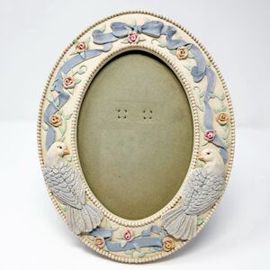 Vintage Oval Ornate Floral Bird Picture Frame 5x7 Cottagecore Shabby Chic Decor